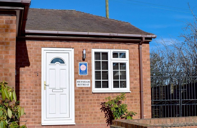 2 bedroom accommodation in Evesham