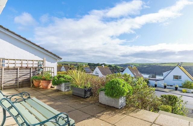 2 bedroom accommodation in Fowey