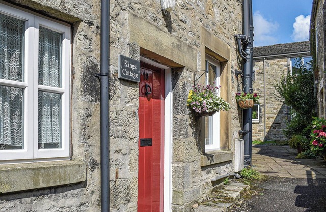 2 bedroom accommodation in Giggleswick, near Settle
