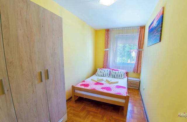 2-bedroom apartment in lovely Mostar with WiFi, AC