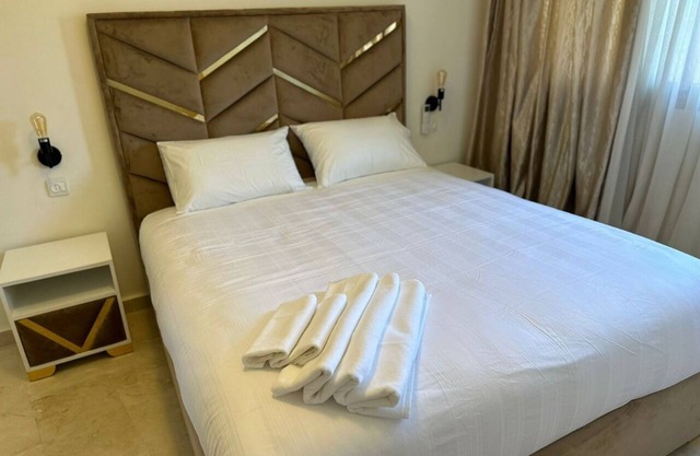 2-bedroom apartment in fabulous Tangier with WiFi, AC
