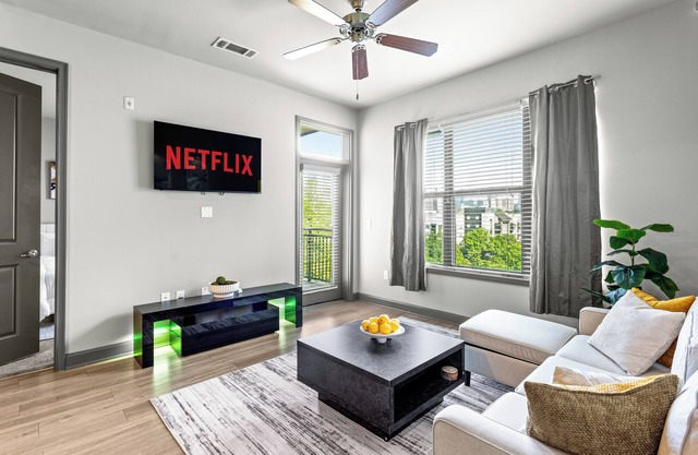 2-bedroom apartment in Midtown Atlanta Rooftop & Pool