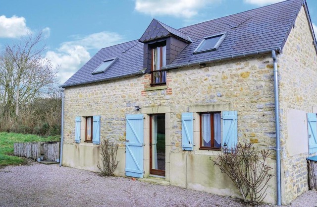 2 Bedroom Awesome Home In Brucheville