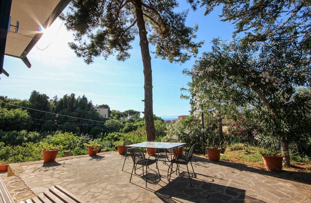2 bedroom awesome home in Castellabate