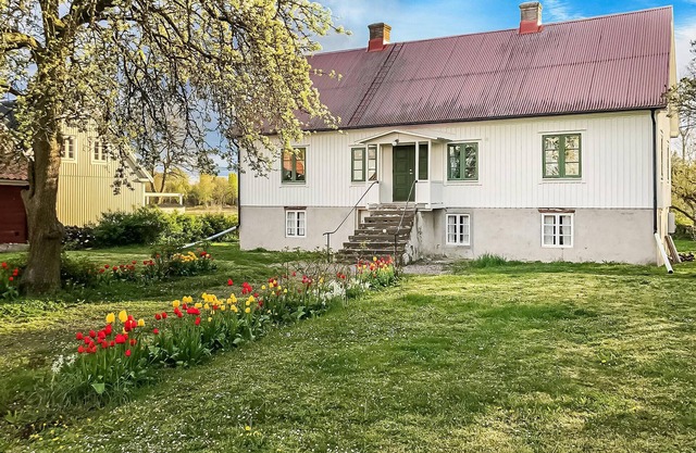 2 bedroom beautiful home in Köpingsvik