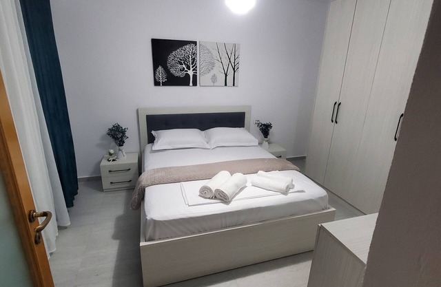 2-bedroom condo in amazing Berat with AC, WiFi. Enjoy your stay