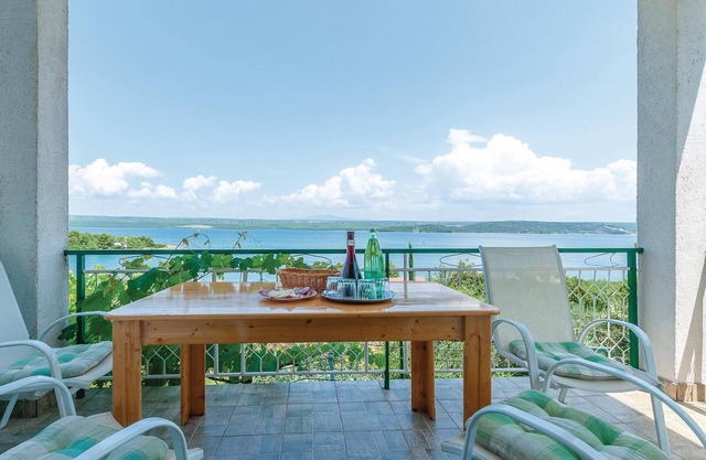 2 bedroom gorgeous apartment in Raslina