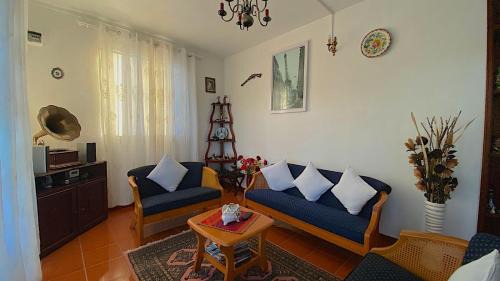 2 Bedroom Ground Floor Apartment 1 km from the Beach