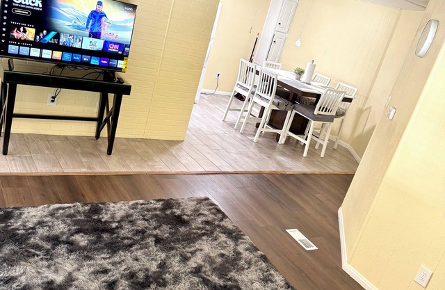 2-bedroom house in amazing Las Vegas with WiFi, AC