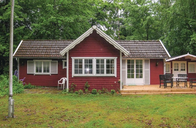 2 bedroom lovely home in Ystad