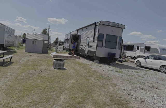 2 Bedroom Standard Resort Cottage in the maitland shores campground