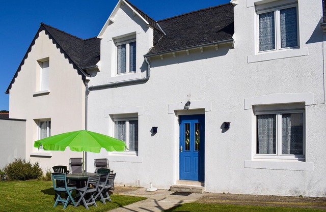2 bedroom stunning home in Pleubian