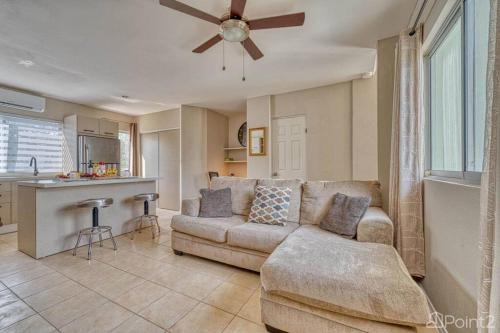 2 Bedroom Vacation Rental in Paradise steps from beach!