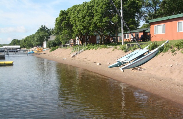 2 Bedroom with great views of Otter Tail Lake