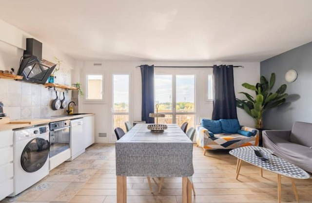 ☀️ 2 BEDROOMS - 1 bathroom 🚿 1 WC 🚽 close to Institut Gustave Roussy hospital