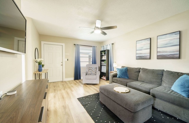 2 BR | Perfect for Long Term Stays | 2 miles to Beach