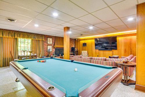 2 Mi to Main St Thomasville Family Home with Games