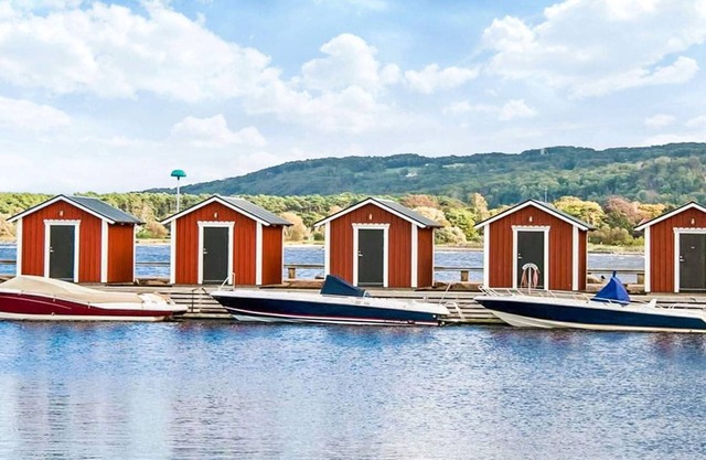 2 person holiday park home in BÅSTAD