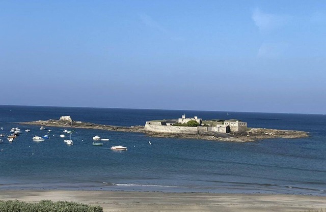 2-room apartment 4-5 people - stunning sea views