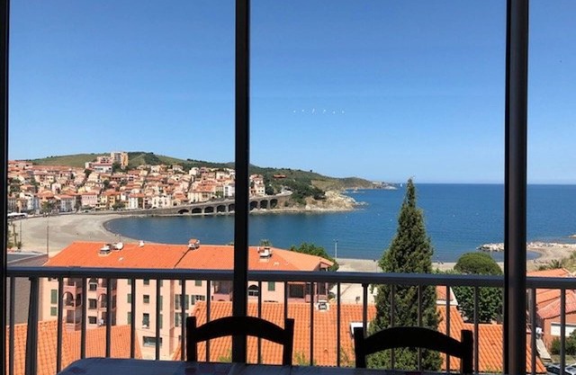 2-room apartment with cabin, air conditioning and private parking 200m from the beach