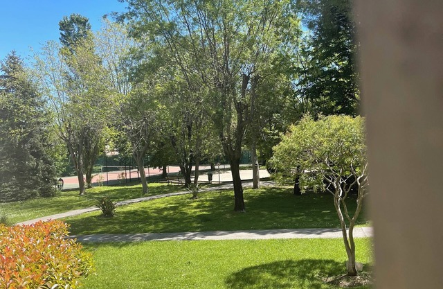 2 rooms 50m2 in a quiet park near sea and banks of the wolf