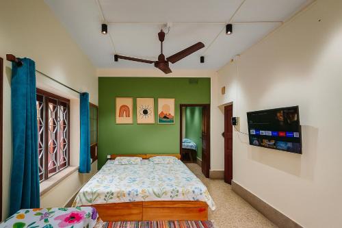 2 rooms appartment with balcony and kitchen