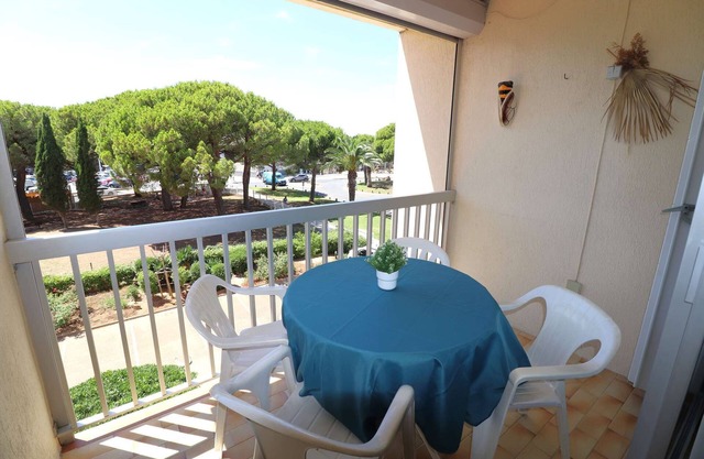 2 rooms Cabin 4 people 5min beach and shops