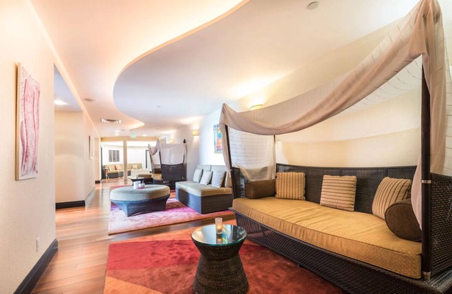 2 Spacious Units! Kitchen, Outdoor Pool, FREE Parking Near Marley Beach!
