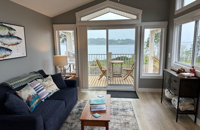 20 - Chinook Cottage By The Sea at Alder Bay