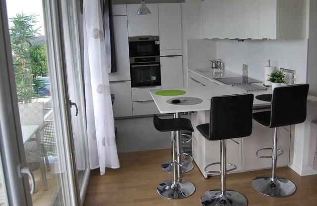 20 min from PARIS St Lazare - Central Park - Appart T3 with terrace overlooking park
