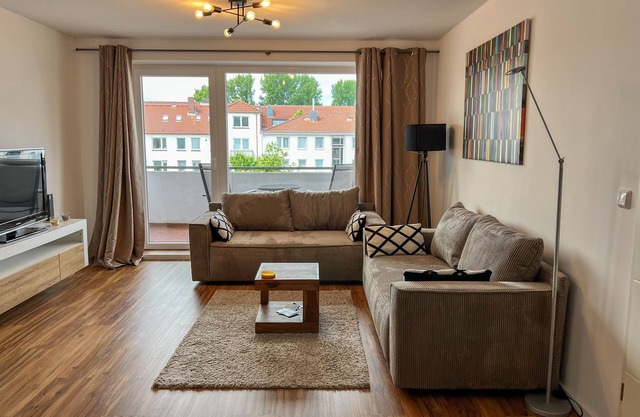200 Fewo Central Heimathafen mit Strandkorb am Meer - 200 Fewo in der City mit Balkon und Strandkorb