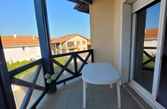 200m from the beach REMEMBER - family apartment - sleeps 4 - MIMIZAN PLAGE