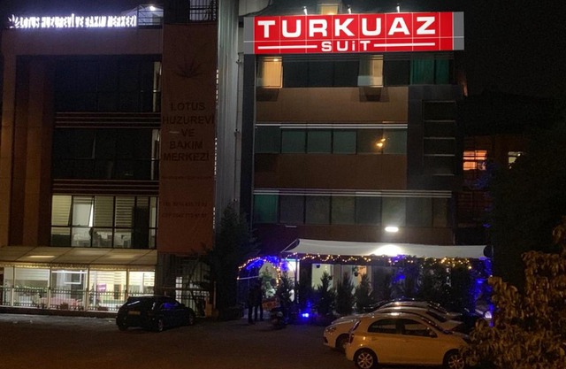 216 Turkuaz Suit