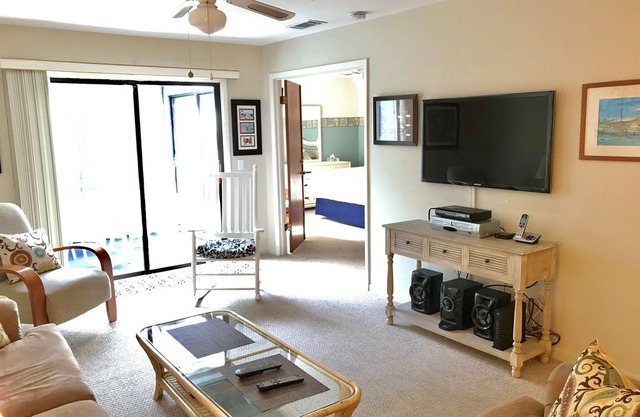 219- Sea Woods Condo 3 Bed/ 2 Bath