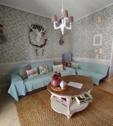 22 La Maisonette