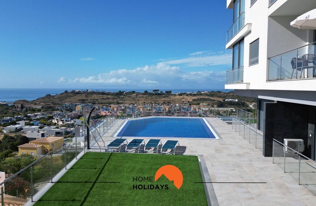#234 Raposo Flat by Home Holidays