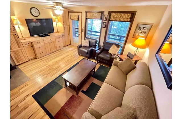 24 Mountain Crest, Snowshoe, WV - Rustic Retreat