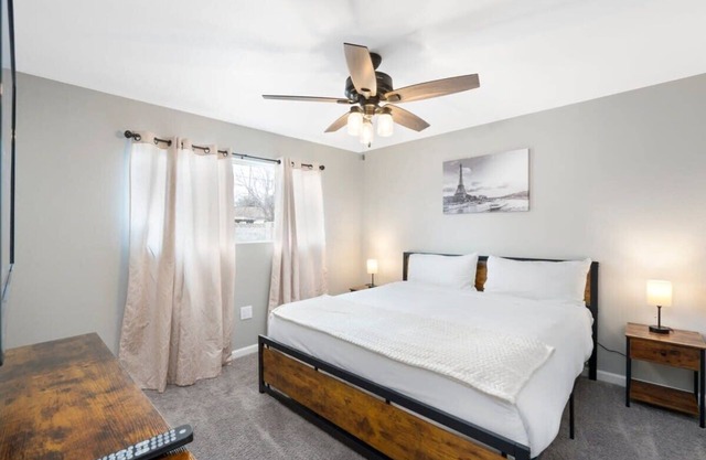 2BD Cozy & Comfortable, Scottsdale Getaway