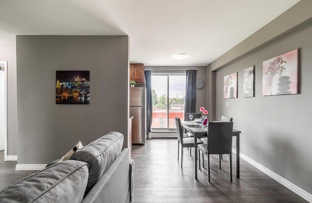 2BR Apartment with Netflix - Near DT Hamilton