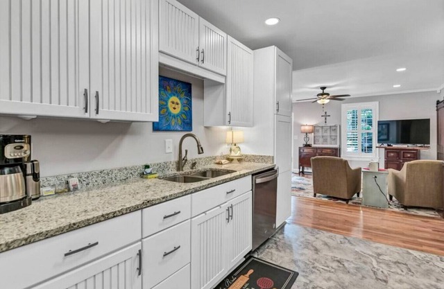 2BR Cottage | Minutes from USC & Fort Jackson