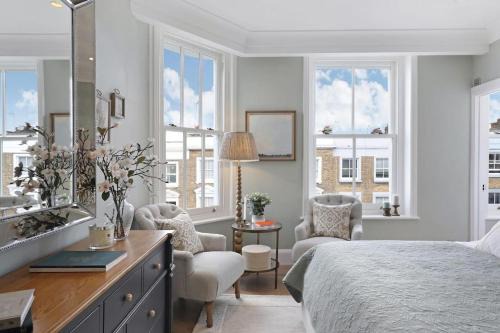 3 Bed Corner House Portobello Rd