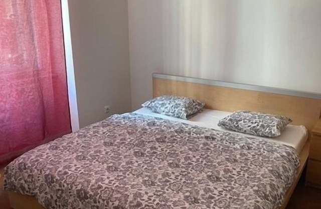 3 Bed Flat - Sleeps 10 - Pets - Smoking - Parking