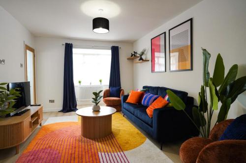 3-Bed House, Sleeps 5,Bedford