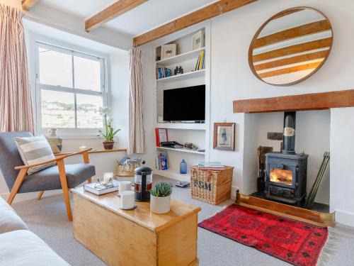 3 Bed in Polruan PC009