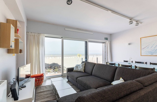 3 bedroom accommodation in Oostduinkerke