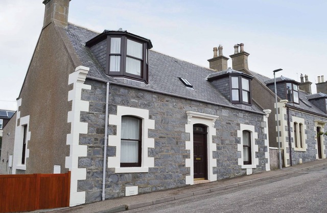 3 bedroom accommodation in Portknockie