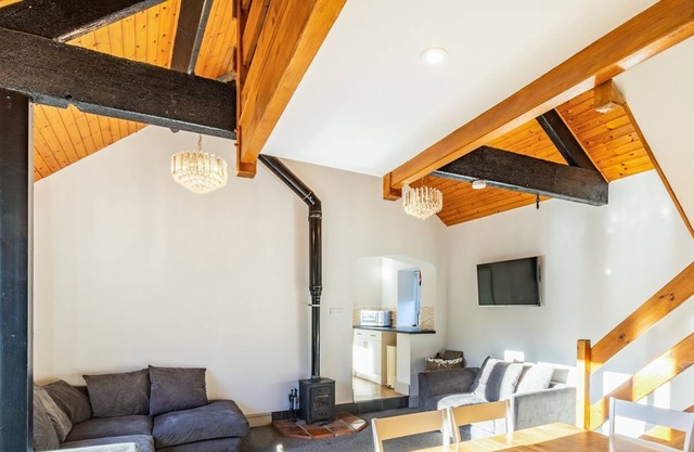 3 bedroom accommodation in Killerby, Cayton, near Scarborough