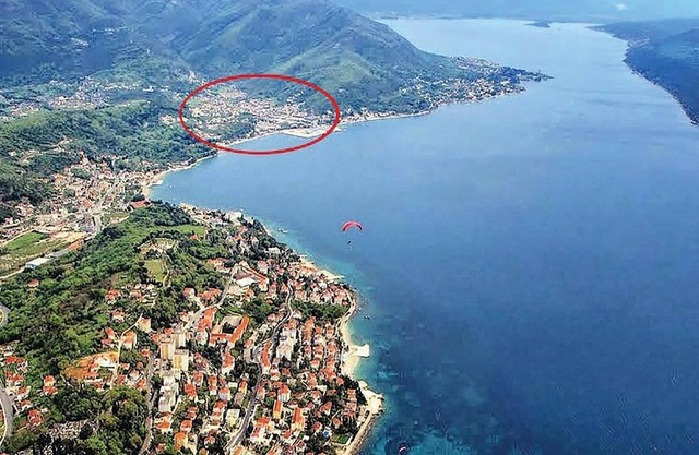 3 bedroom accommodation in Herceg Novi