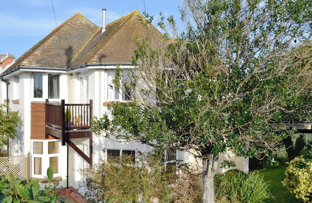 3 bedroom accommodation in Weymouth