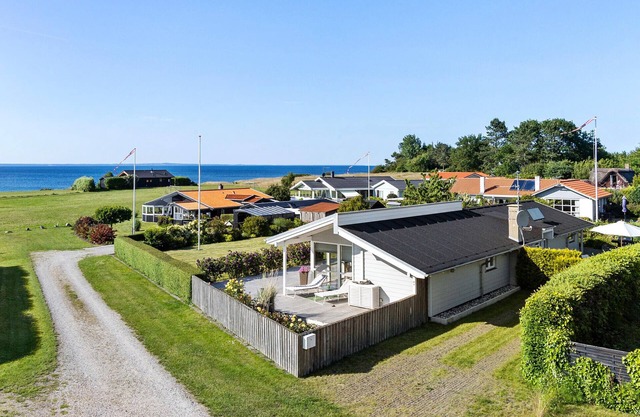 3 bedroom amazing home in Brenderup Fyn